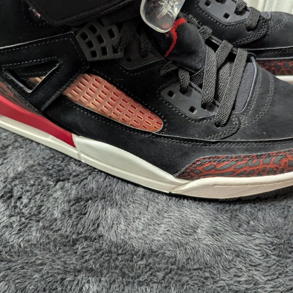 🔥Jordan Spizike Black University Red Cement, Mens 12🔥